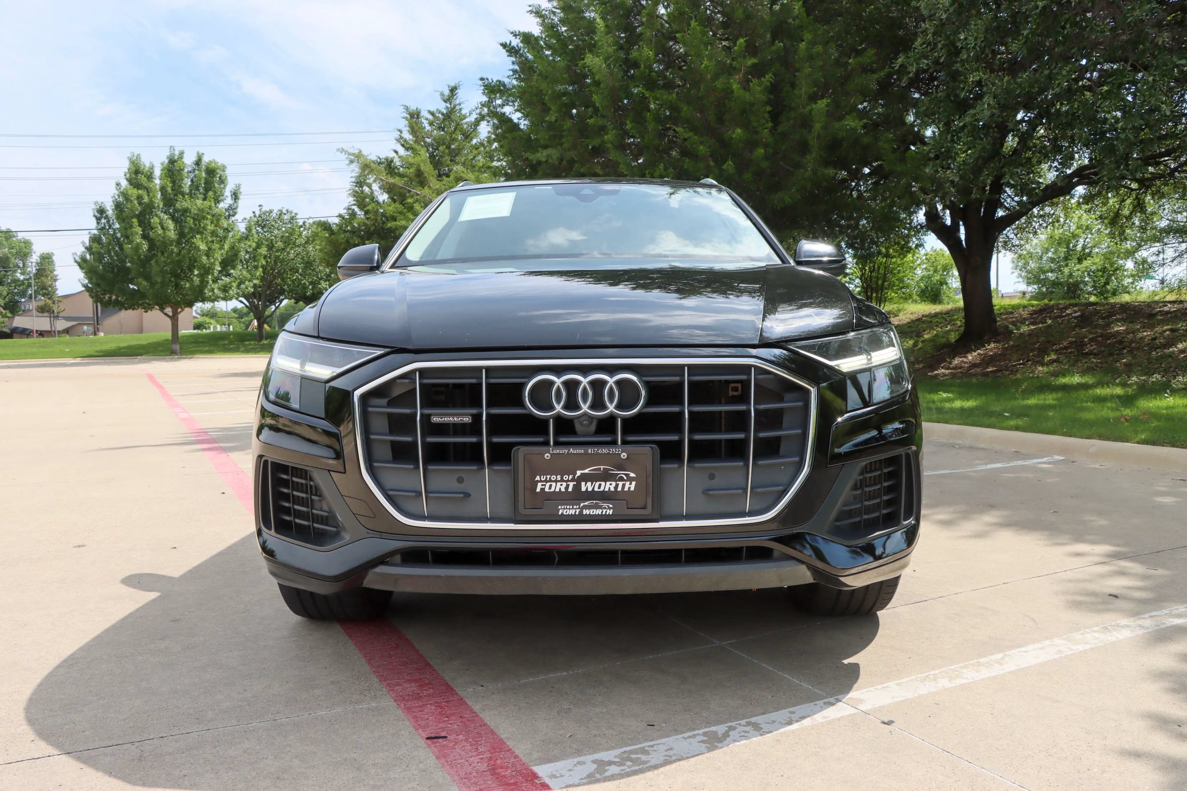 Used 2021 Audi Q8 Premium w/ Convenience Package AWD/4WD image 2