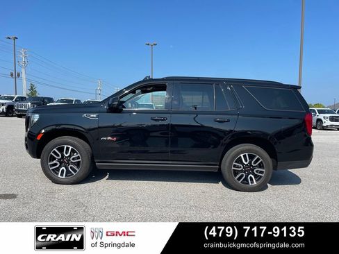 Used 2021 GMC Yukon AT4 w/ AT4 Premium Package AWD/4WD image 4