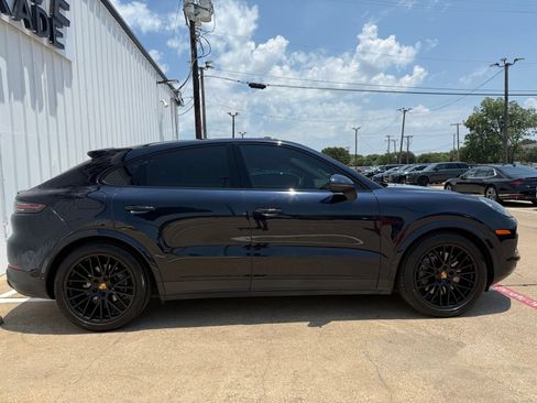 Used 2023 Porsche Cayenne Coupe AWD/4WD image 8