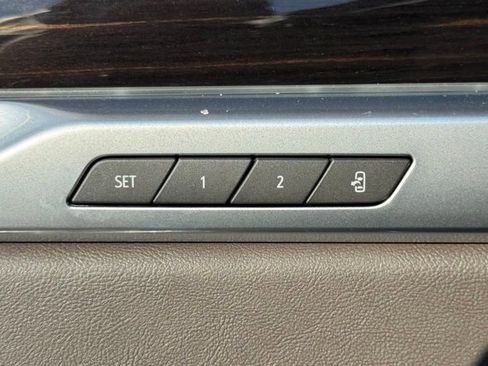 New 2026 Cadillac Escalade Luxury w/ LPO, Radiant Package image 17