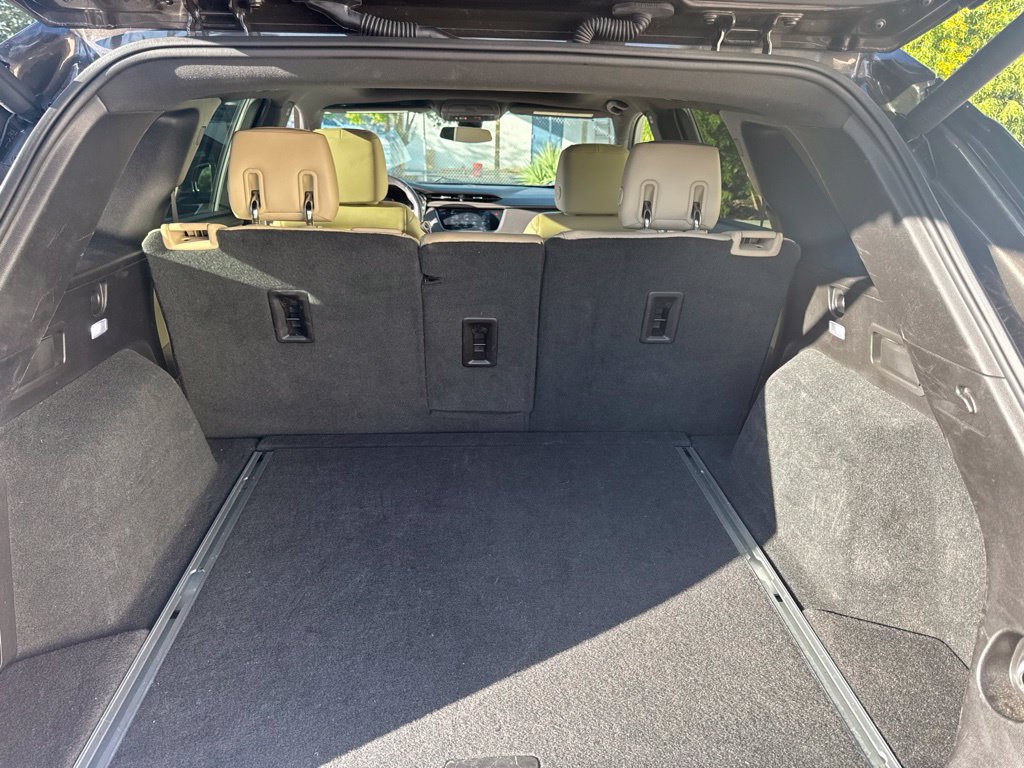 Used 2019 Cadillac XT5 Luxury AWD/4WD image 7