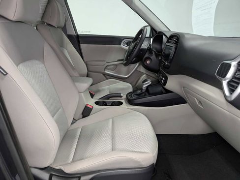 Certified 2023 Kia Soul LX image 39