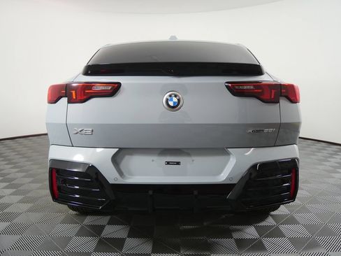 New 2026 BMW X2 xDrive28i w/ Technology Package AWD/4WD image 4