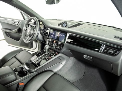New 2026 Porsche Macan S AWD/4WD image 25