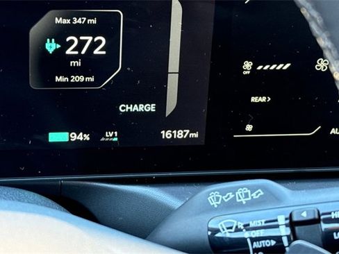 Certified 2024 Kia EV9 Light Long Range image 35