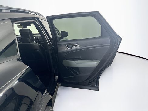 Used 2024 Kia Sportage X-Line w/ X-Line Premium Package image 33