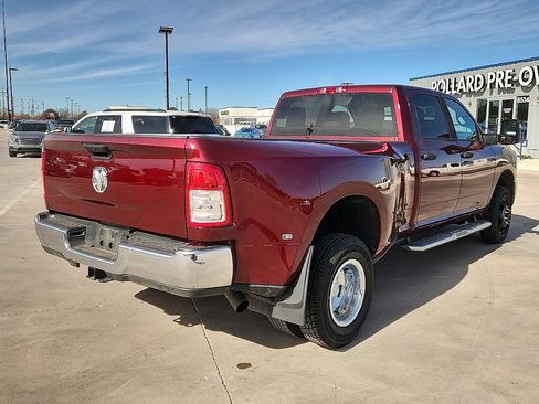 Used 2024 RAM 3500 Big Horn image 3