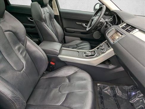 Used 2014 Land Rover Range Rover Evoque Pure Premium image 22