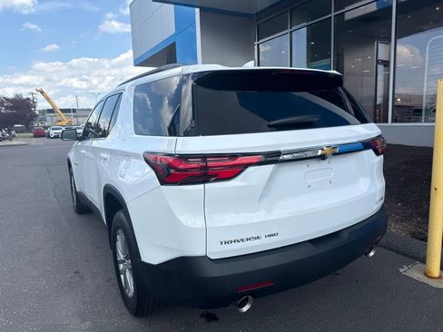 Used 2023 Chevrolet Traverse LT w/ LPO, Floor Liner Package AWD/4WD image 8