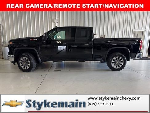 Used 2025 Chevrolet Silverado 2500 LT AWD/4WD image 2