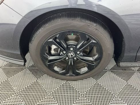 Used 2025 Honda Accord SE image 28