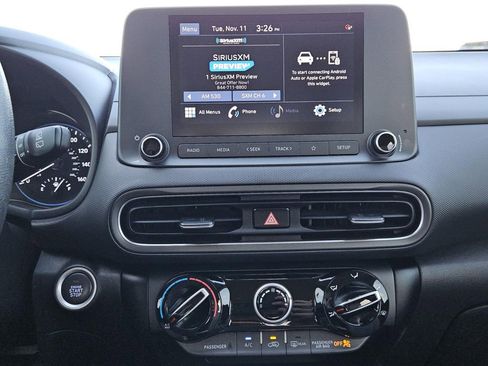 Used 2022 Hyundai Kona SEL image 11