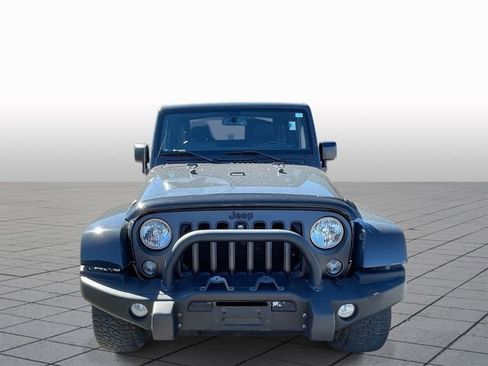 Used 2018 Jeep Wrangler Sport image 2
