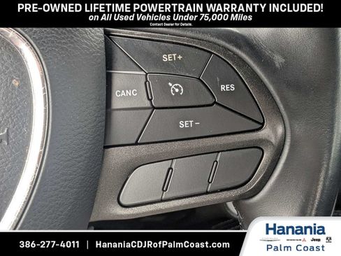 Used 2022 Dodge Challenger SXT RWD image 24