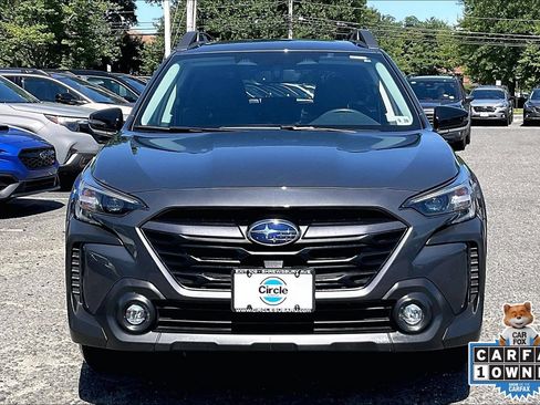 Certified 2024 Subaru Outback Premium AWD/4WD image 3