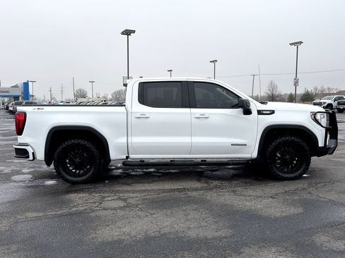 Used 2022 GMC Sierra 1500 Elevation image 2