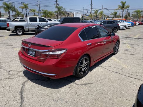 Used 2016 Honda Accord Sport image 7
