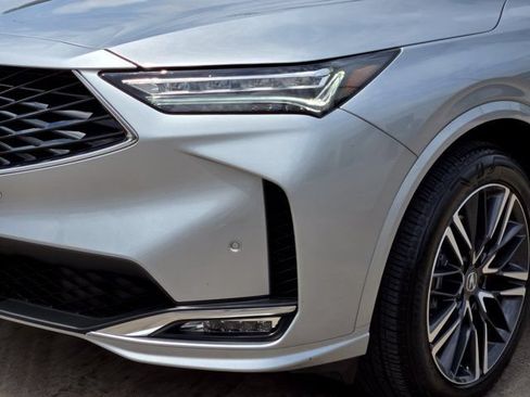 Certified 2026 Acura MDX SH-AWD w/ Advance Package image 9