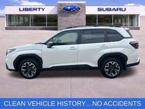 Used 2026 Subaru Forester Premium AWD/4WD image 2