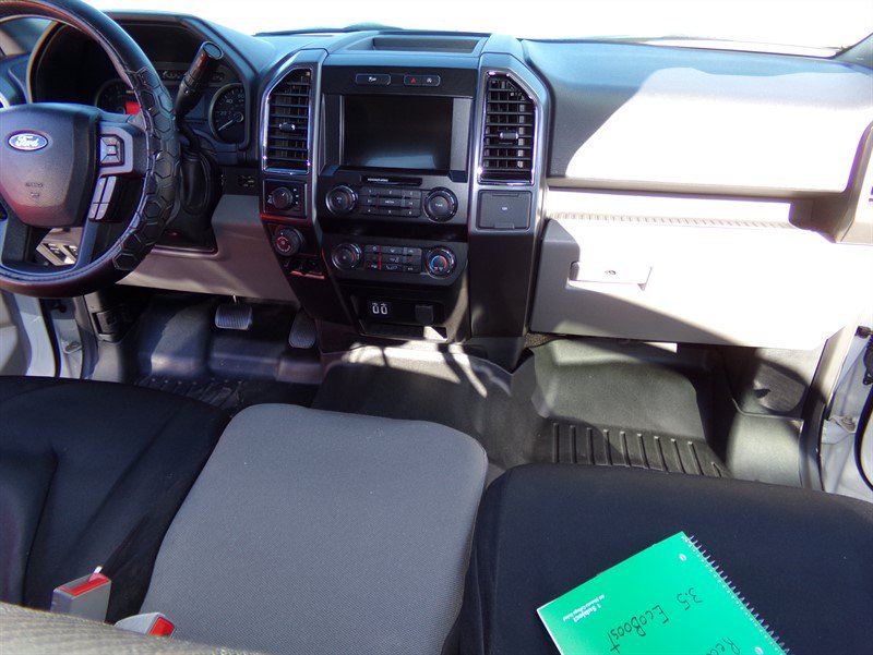 Used 2019 Ford F150 XLT w/ Equipment Group 302A Luxury AWD/4WD image 41