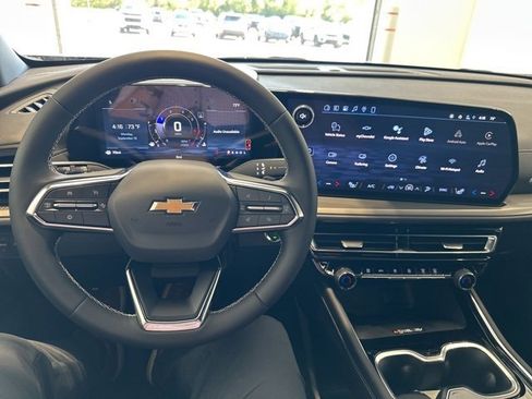 New 2026 Chevrolet Traverse LT w/ Driver Confidence Package image 16