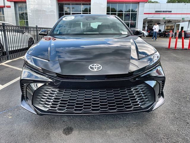 Used 2026 Toyota Camry SE w/ Convenience Package FWD image 3