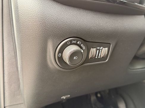 New 2026 Jeep Compass Limited AWD/4WD image 15