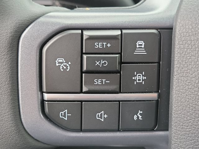 New 2026 Ford F250 Lariat w/ Black Appearance Package AWD/4WD image 8