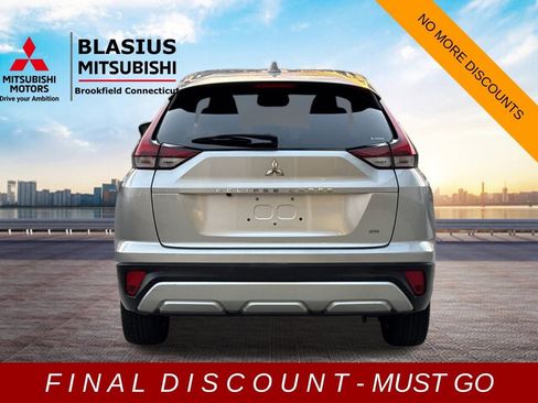 Used 2023 Mitsubishi Eclipse Cross SE image 7