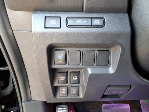Certified 2023 Nissan Frontier PRO-4X w/ Technology Package AWD/4WD image 21
