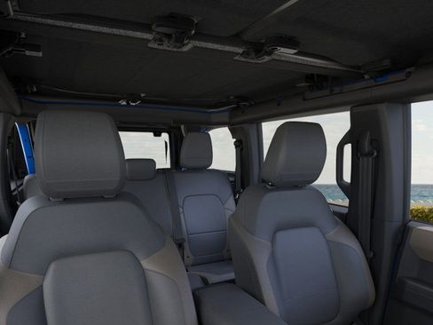 New 2025 Ford Bronco Big Bend image 12