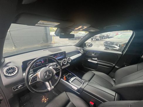 Used 2025 Mercedes-Benz GLB 250 4MATIC image 27