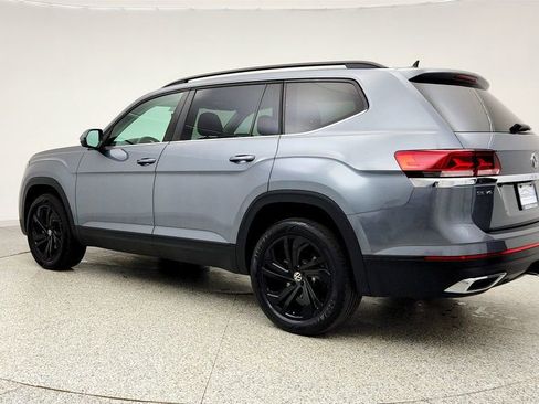 Used 2023 Volkswagen Atlas SE image 7