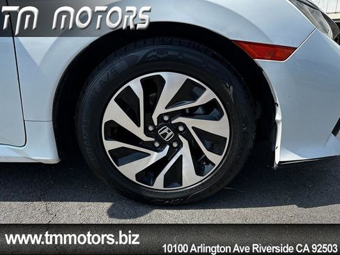 Used 2018 Honda Civic LX image 10