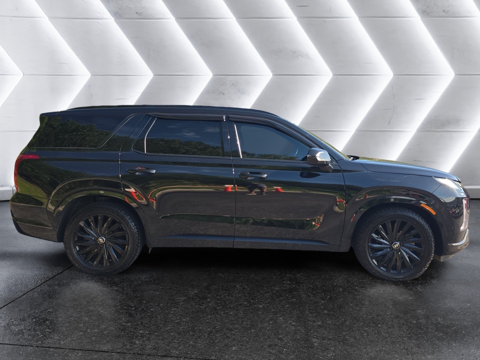 Used 2024 Hyundai Palisade Calligraphy AWD/4WD image 6