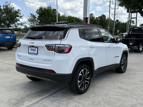 Used 2024 Jeep Compass Limited image 5