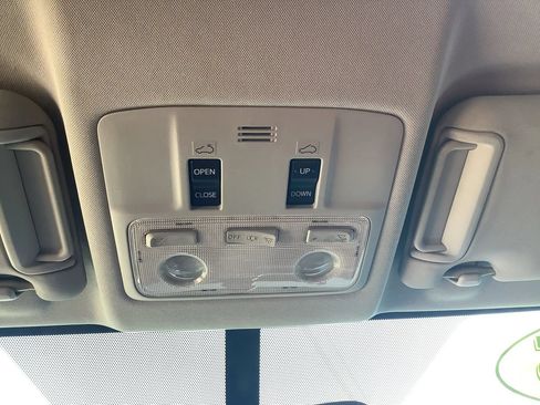 Used 2015 Toyota RAV4 XLE FWD image 28