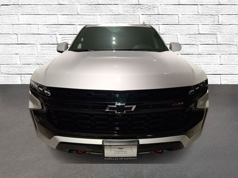 Used 2023 Chevrolet Tahoe Z71 w/ Z71 Off-Road Package AWD/4WD image 3