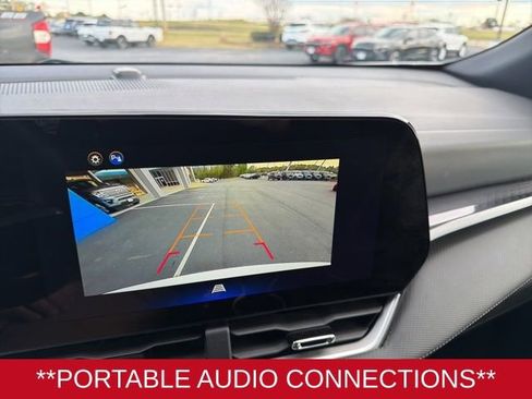 Used 2025 Chevrolet Equinox LT image 14