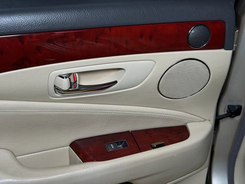 Used 2011 Lexus LS 460 image 15