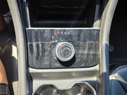 Used 2024 Jeep Grand Cherokee Limited RWD image 12