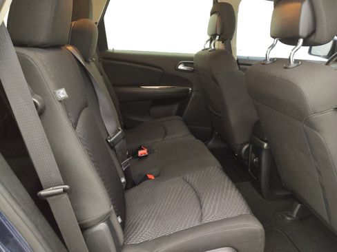Used 2018 Dodge Journey SE w/ Popular Equipment Group image 19