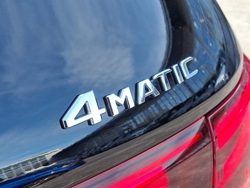 Used 2026 Mercedes-Benz GLB 250 4MATIC image 26
