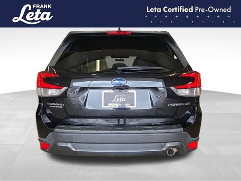 Used 2022 Subaru Forester Limited AWD/4WD image 5