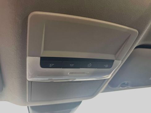 Used 2025 Nissan Sentra SR FWD image 29