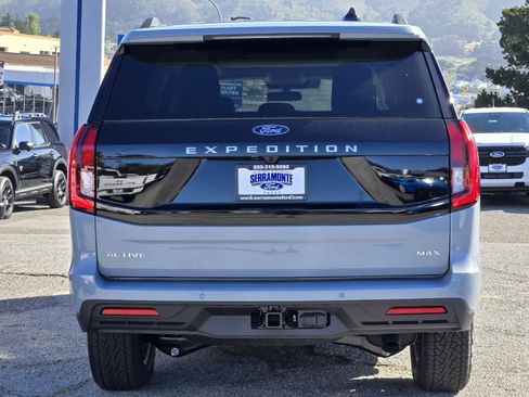 New 2026 Ford Expedition Max Active AWD/4WD image 5