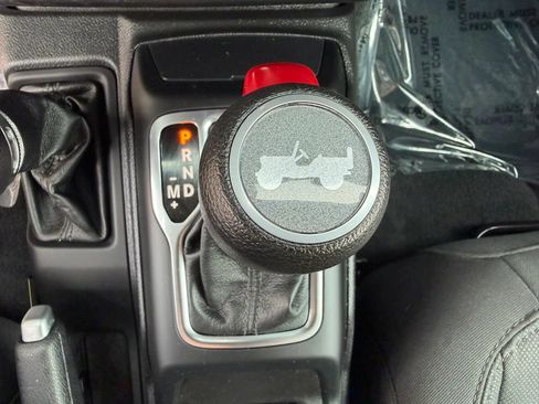 Used 2023 Jeep Wrangler Unlimited w/ Cold Weather Group AWD/4WD image 29