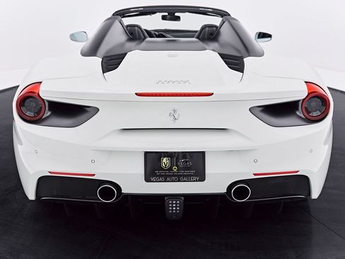 Used 2019 Ferrari 488 Spider RWD image 40
