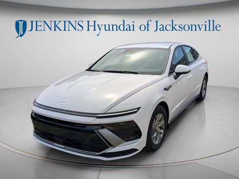 New 2026 Hyundai Sonata SE FWD image 7