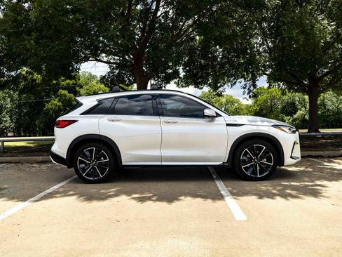 Used 2024 INFINITI QX50 Sport AWD/4WD image 10